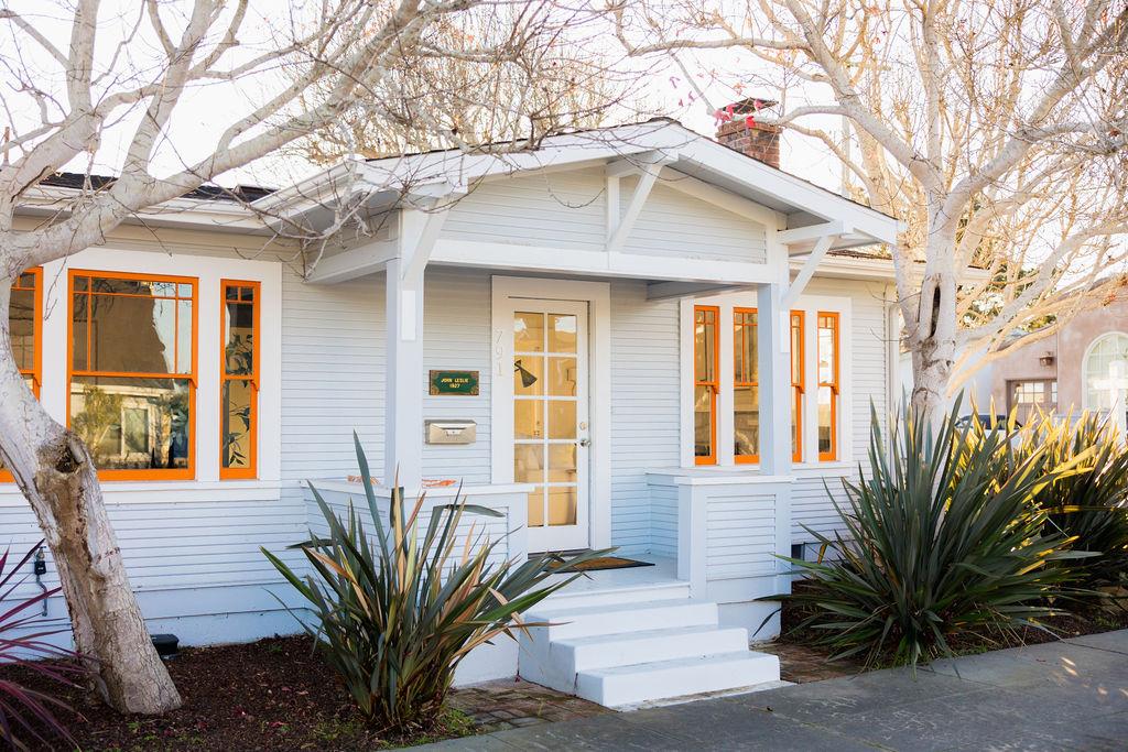 Detail Gallery Image 3 of 37 For 791 Spruce Ave, Pacific Grove,  CA 93950 - 4 Beds | 2 Baths