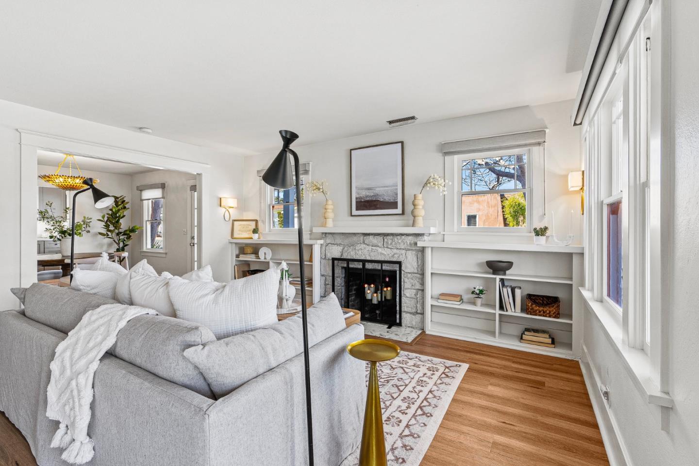 Detail Gallery Image 6 of 37 For 791 Spruce Ave, Pacific Grove,  CA 93950 - 4 Beds | 2 Baths