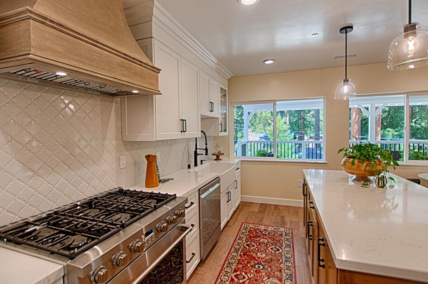 Detail Gallery Image 10 of 32 For 341 Lake Dr, Boulder Creek,  CA 95006 - 4 Beds | 4 Baths