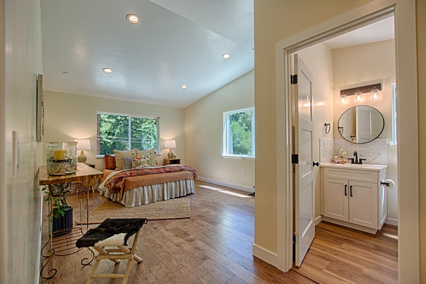 Detail Gallery Image 16 of 32 For 341 Lake Dr, Boulder Creek,  CA 95006 - 4 Beds | 4 Baths