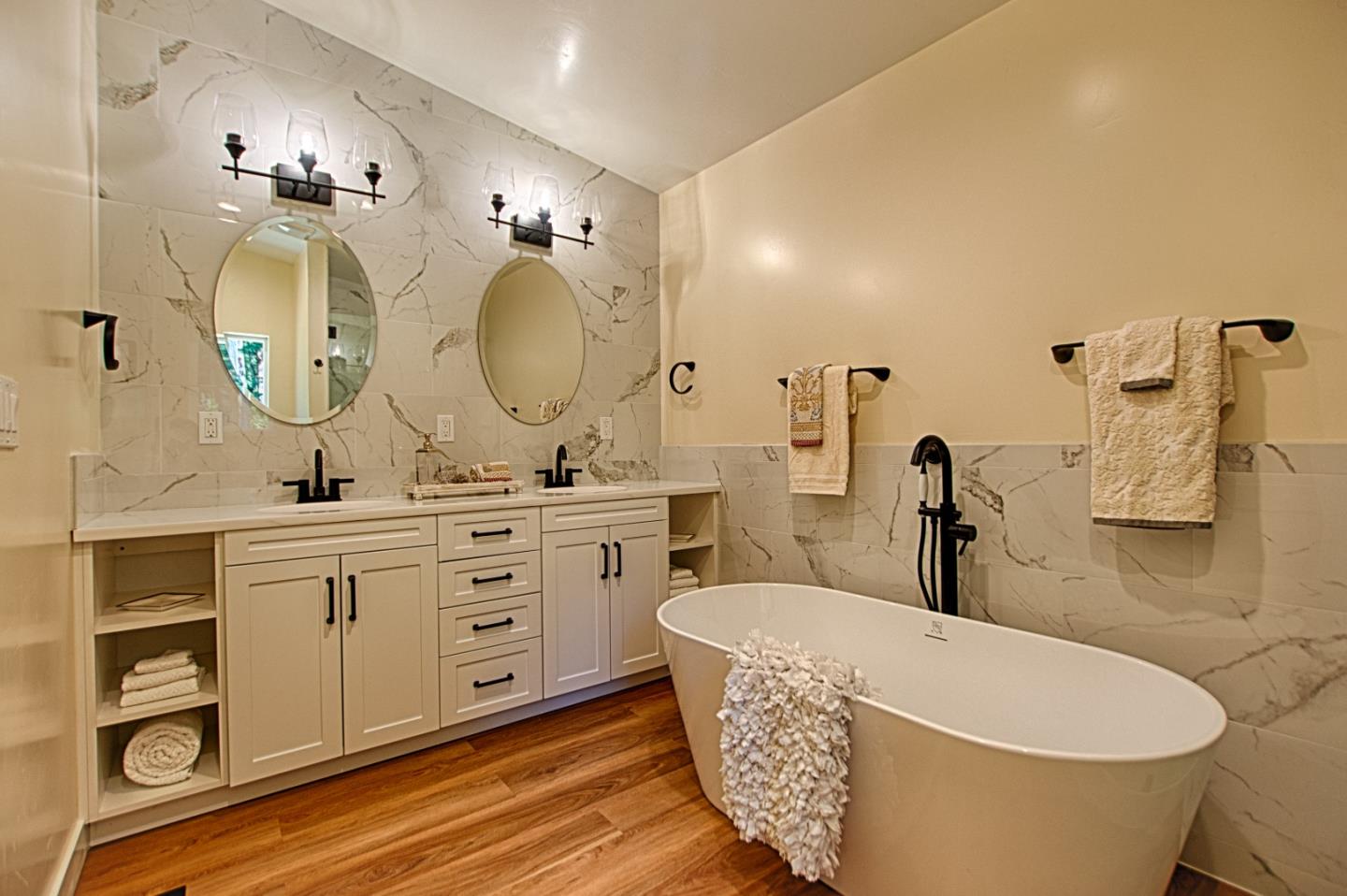 Detail Gallery Image 25 of 32 For 341 Lake Dr, Boulder Creek,  CA 95006 - 4 Beds | 4 Baths