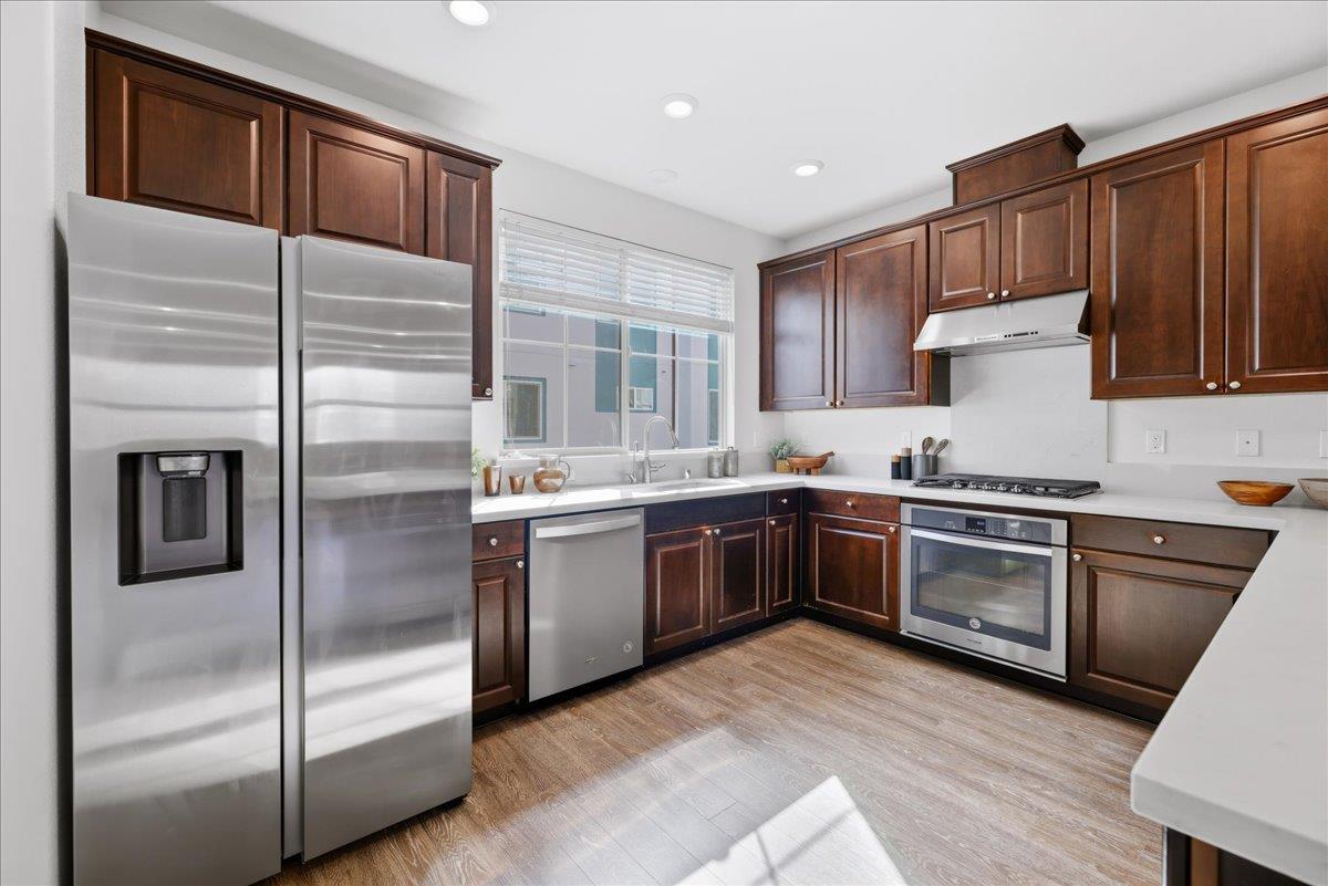 Detail Gallery Image 15 of 46 For 3058 San Jose Vineyard Ct #4,  San Jose,  CA 95136 - 4 Beds | 3/1 Baths