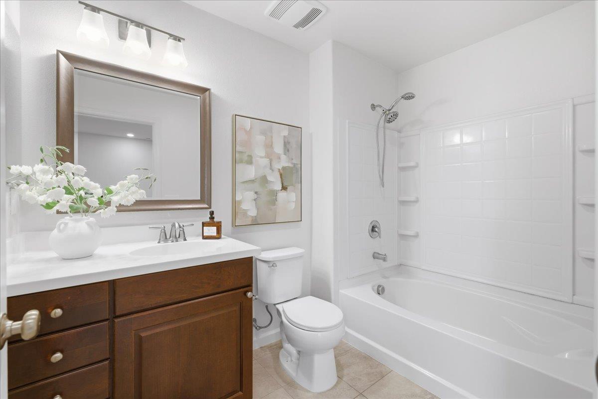 Detail Gallery Image 31 of 46 For 3058 San Jose Vineyard Ct #4,  San Jose,  CA 95136 - 4 Beds | 3/1 Baths