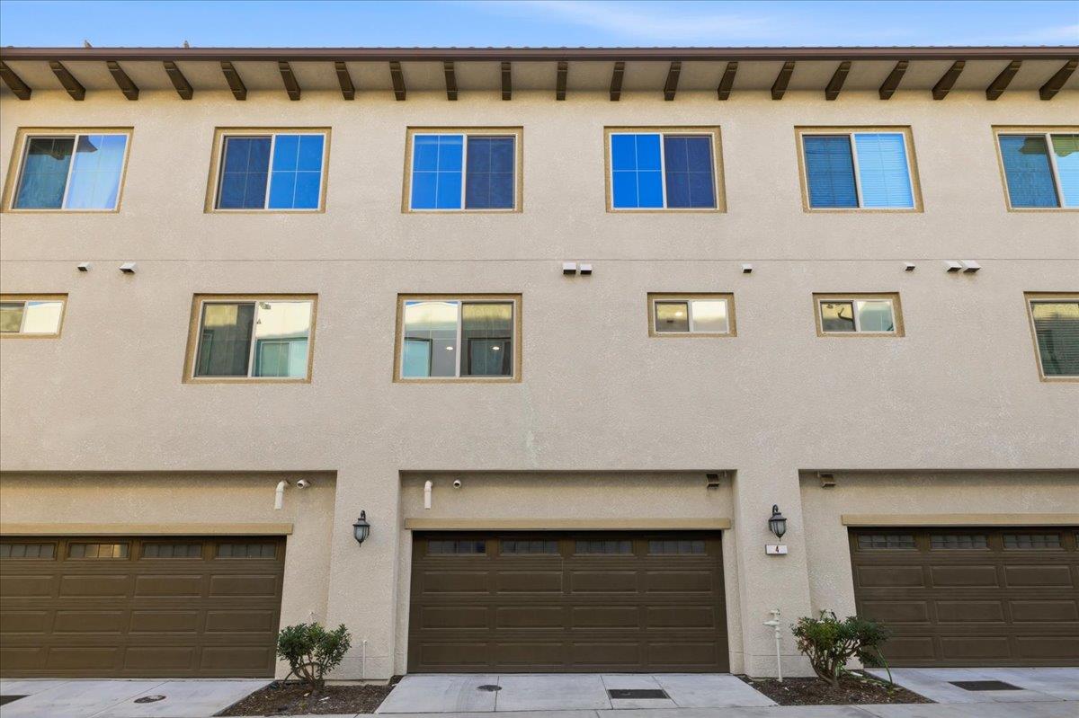 Detail Gallery Image 34 of 46 For 3058 San Jose Vineyard Ct #4,  San Jose,  CA 95136 - 4 Beds | 3/1 Baths