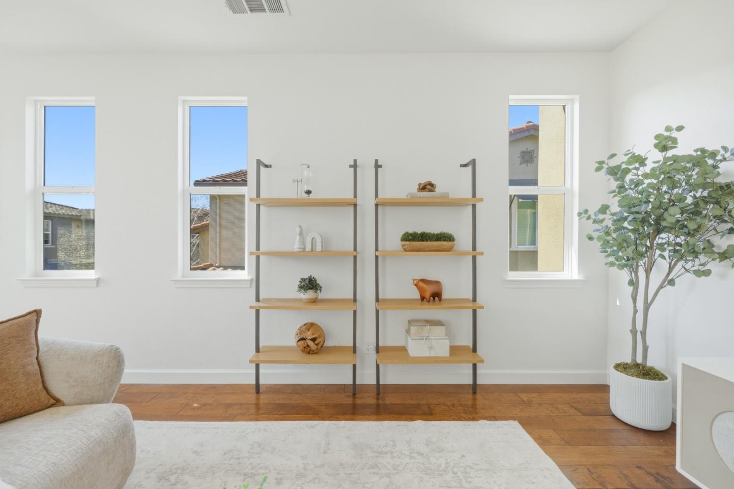 Photo #11: ML82034311 Listing: Photo #11