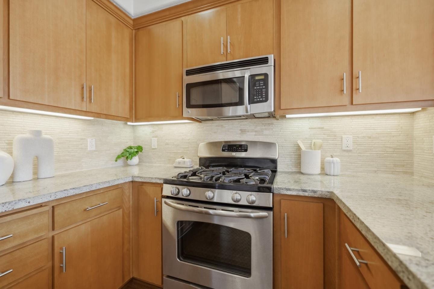 Photo #31: ML82034311 Listing: Photo #31