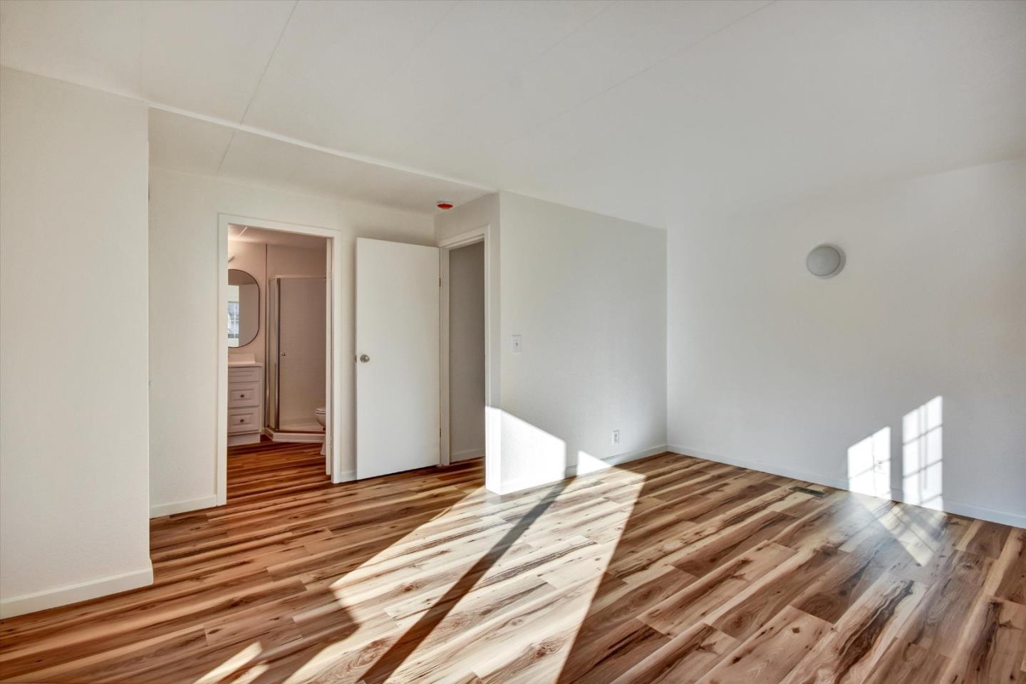 Detail Gallery Image 26 of 46 For 17 Pepperwood Way #17,  Soquel,  CA 95073 - 2 Beds | 2 Baths