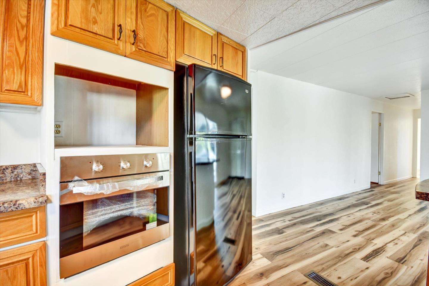 Detail Gallery Image 8 of 46 For 17 Pepperwood Way #17,  Soquel,  CA 95073 - 2 Beds | 2 Baths