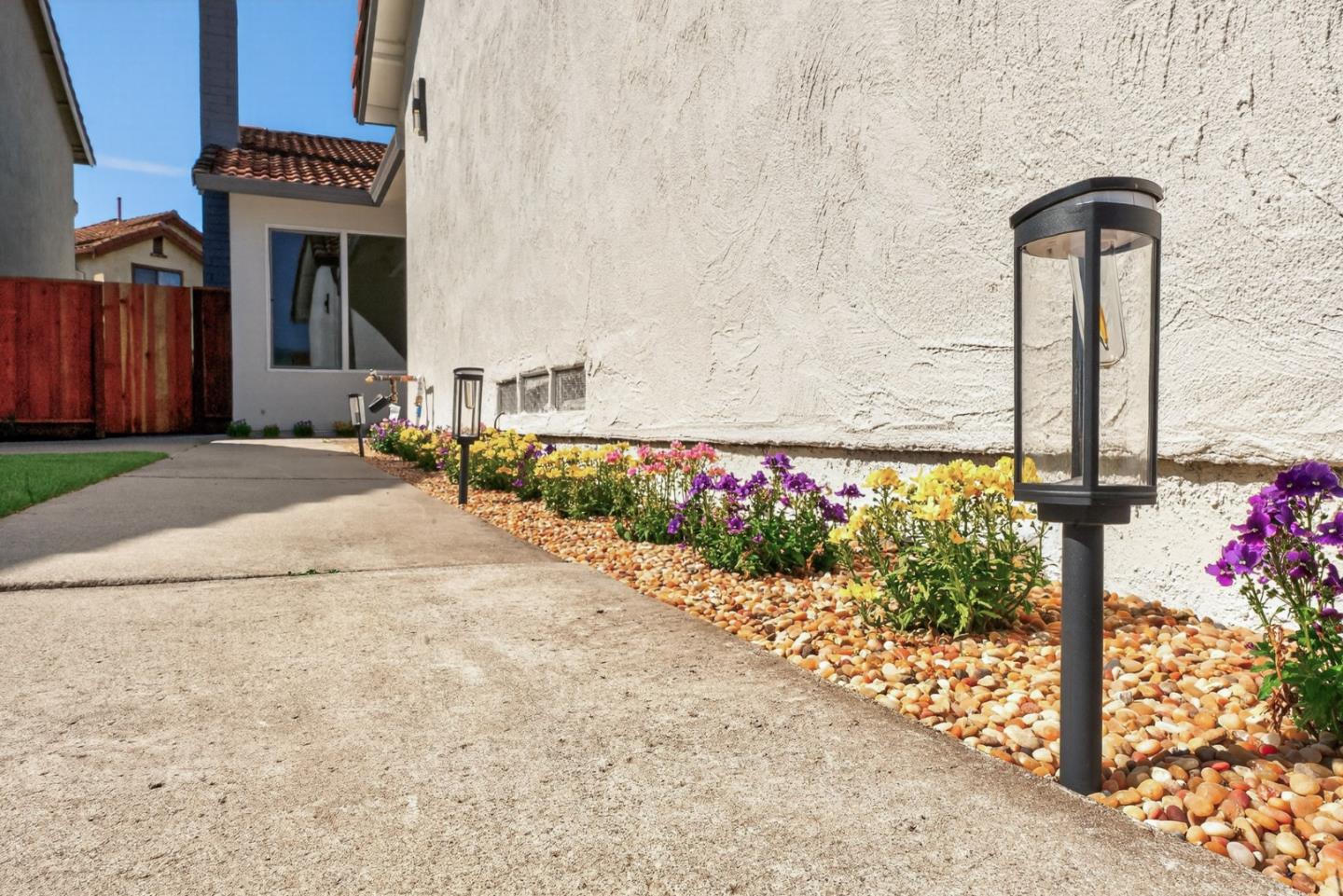 Detail Gallery Image 48 of 49 For 2056 Nottoway Ave, San Jose,  CA 95116 - 3 Beds | 2 Baths