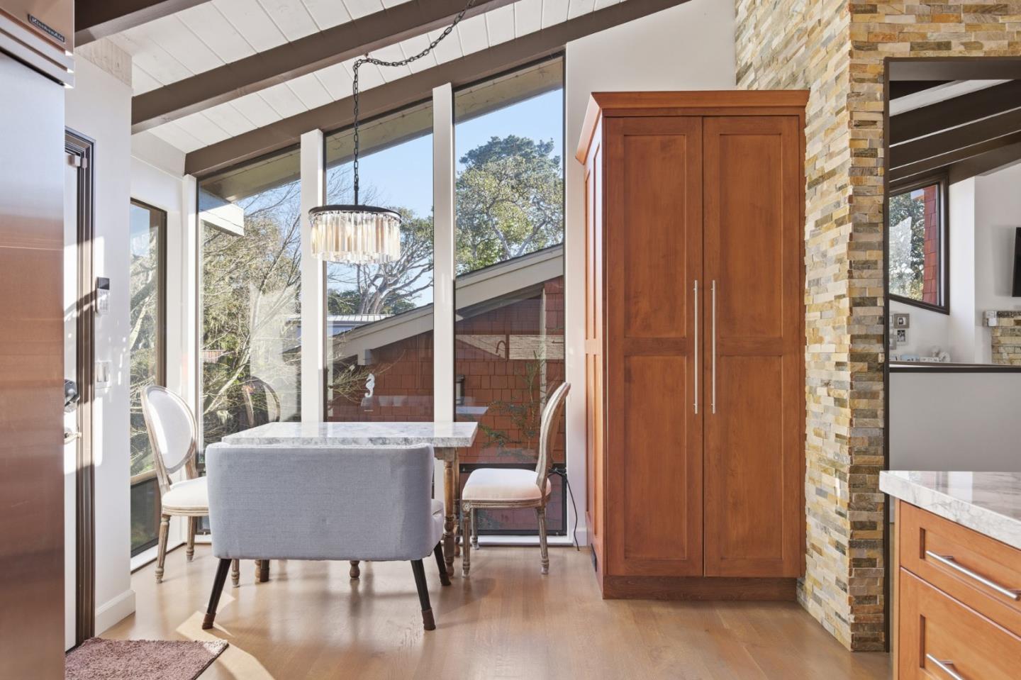 Detail Gallery Image 11 of 25 For 0 Oak Knoll 2 Se of Forest, Carmel,  CA 93921 - 3 Beds | 2/1 Baths