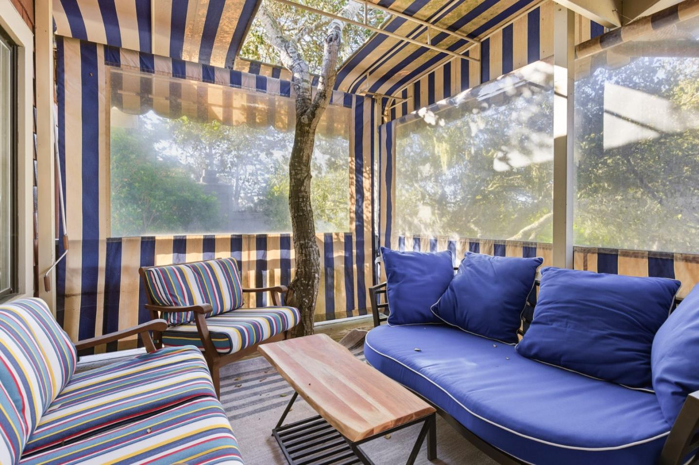 Detail Gallery Image 13 of 25 For 0 Oak Knoll 2 Se of Forest, Carmel,  CA 93921 - 3 Beds | 2/1 Baths