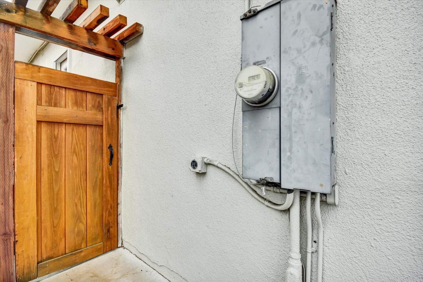 Detail Gallery Image 24 of 37 For 5 Mckillop Ct, Santa Clara,  CA 95050 - 3 Beds | 2 Baths