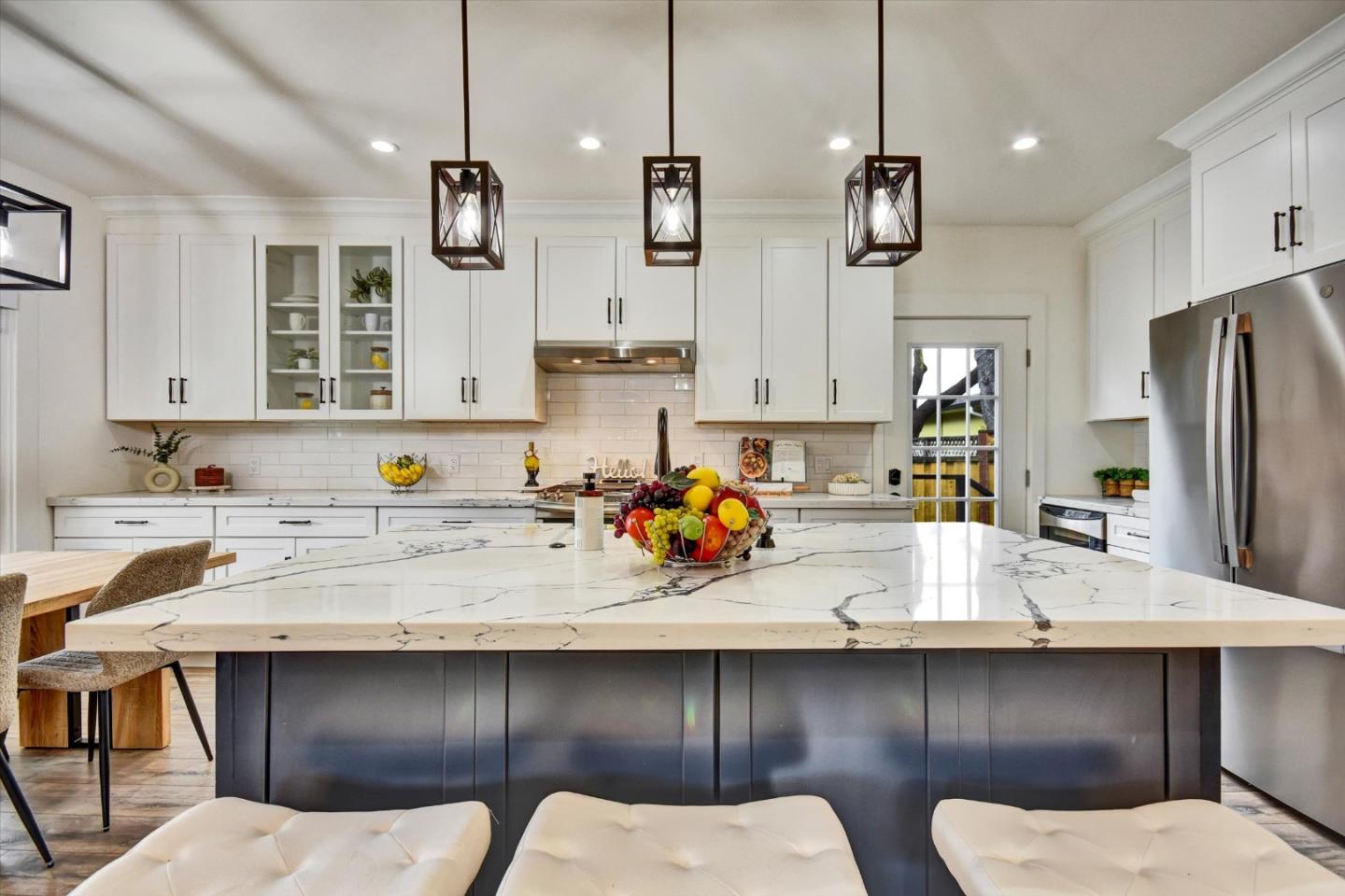 Detail Gallery Image 6 of 37 For 5 Mckillop Ct, Santa Clara,  CA 95050 - 3 Beds | 2 Baths