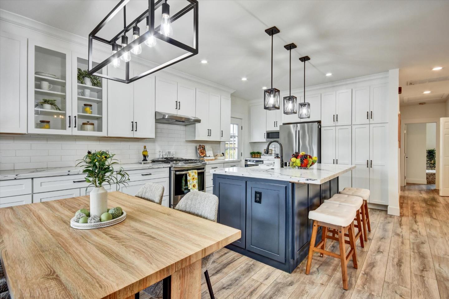 Detail Gallery Image 7 of 37 For 5 Mckillop Ct, Santa Clara,  CA 95050 - 3 Beds | 2 Baths