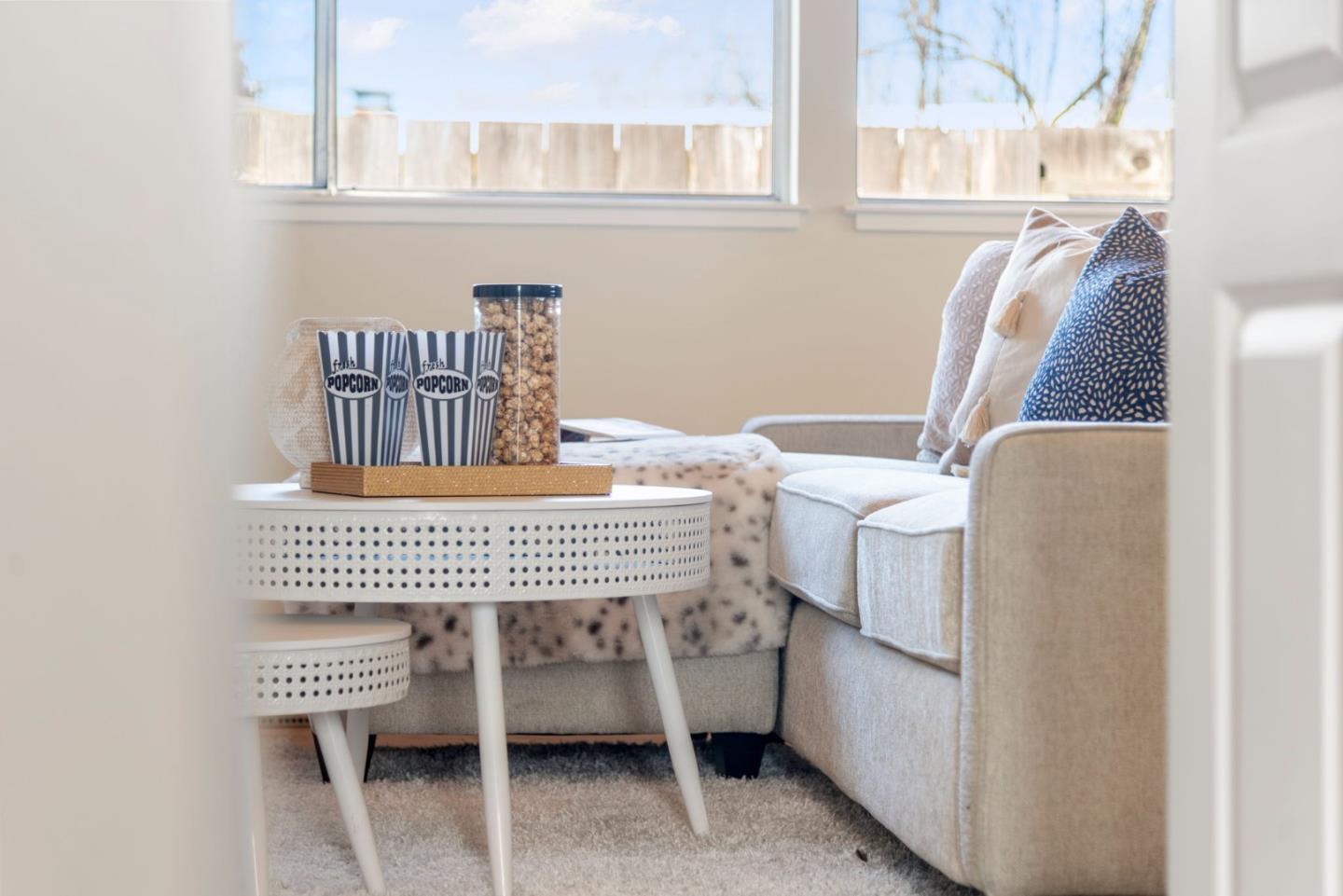 Detail Gallery Image 21 of 56 For 3786 Corina Way, Palo Alto,  CA 94303 - 4 Beds | 3 Baths