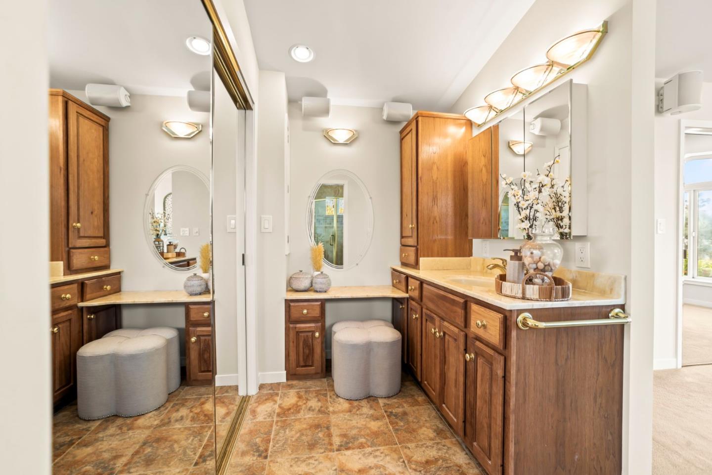 Detail Gallery Image 31 of 56 For 3786 Corina Way, Palo Alto,  CA 94303 - 4 Beds | 3 Baths