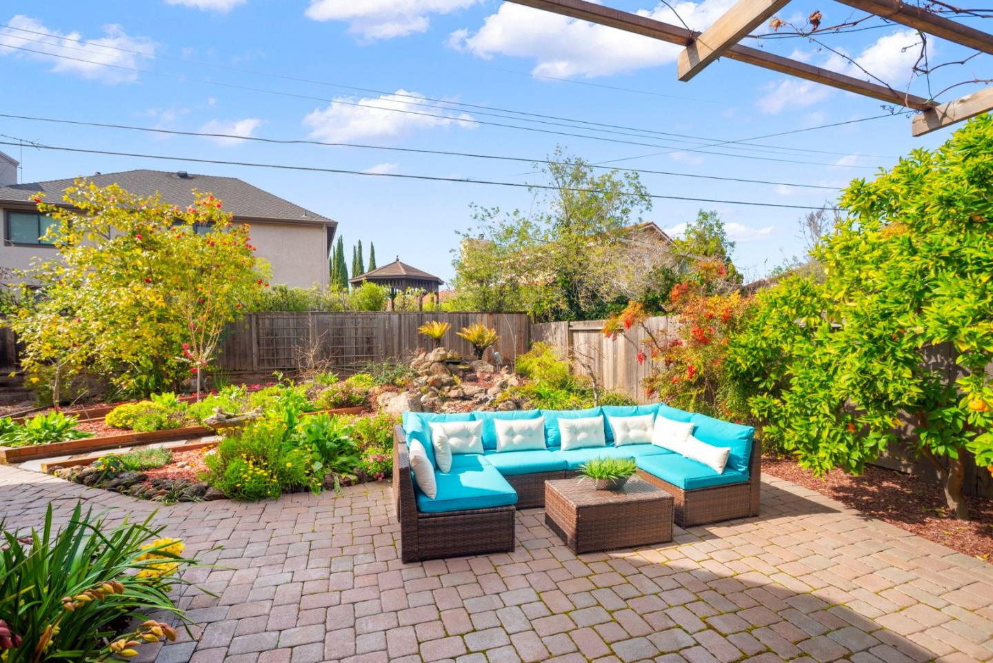 Detail Gallery Image 41 of 56 For 3786 Corina Way, Palo Alto,  CA 94303 - 4 Beds | 3 Baths