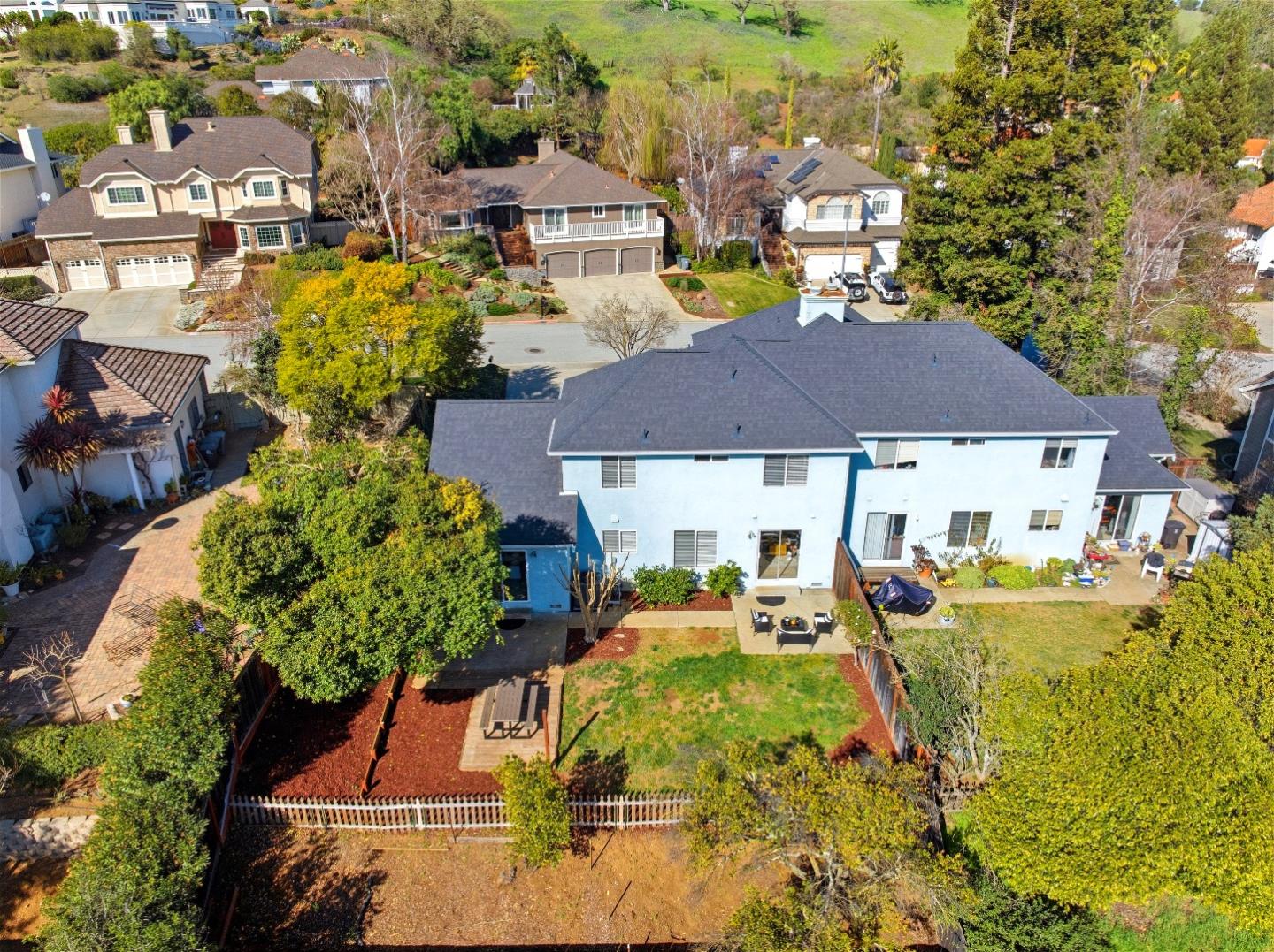 Detail Gallery Image 14 of 29 For 1190 Appian Way, Morgan Hill,  CA 95037 - 3 Beds | 2/1 Baths