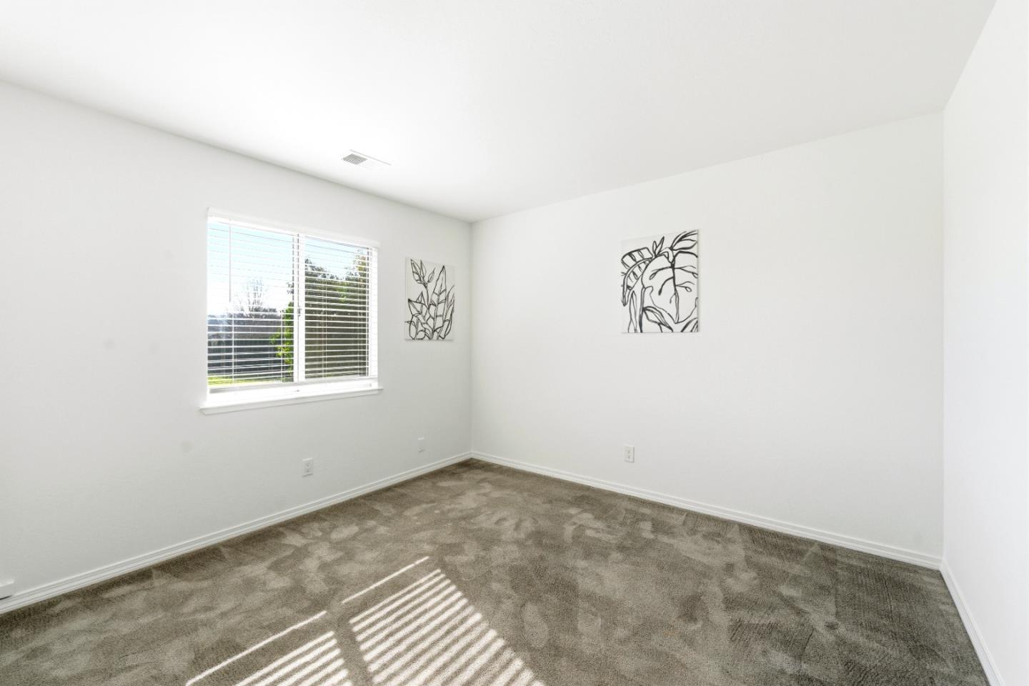 Detail Gallery Image 21 of 29 For 1190 Appian Way, Morgan Hill,  CA 95037 - 3 Beds | 2/1 Baths