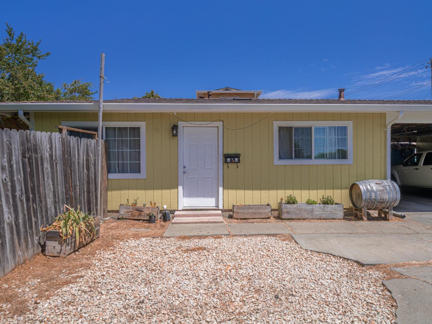 Detail Gallery Image 7 of 20 For 20 Marin St, Watsonville,  CA 95076 - – Beds | – Baths