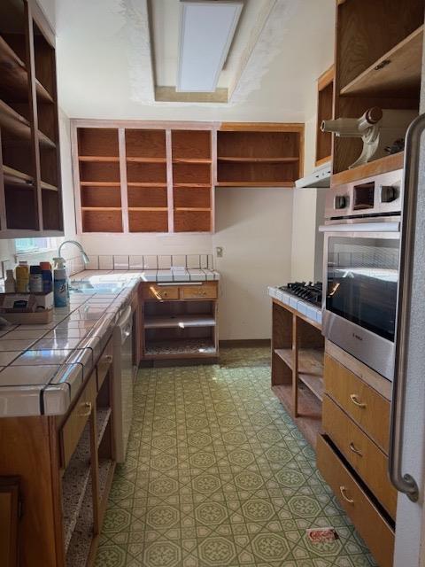 Detail Gallery Image 3 of 10 For 1159 Lancelot Ln, San Jose,  CA 95127 - 4 Beds | 2 Baths