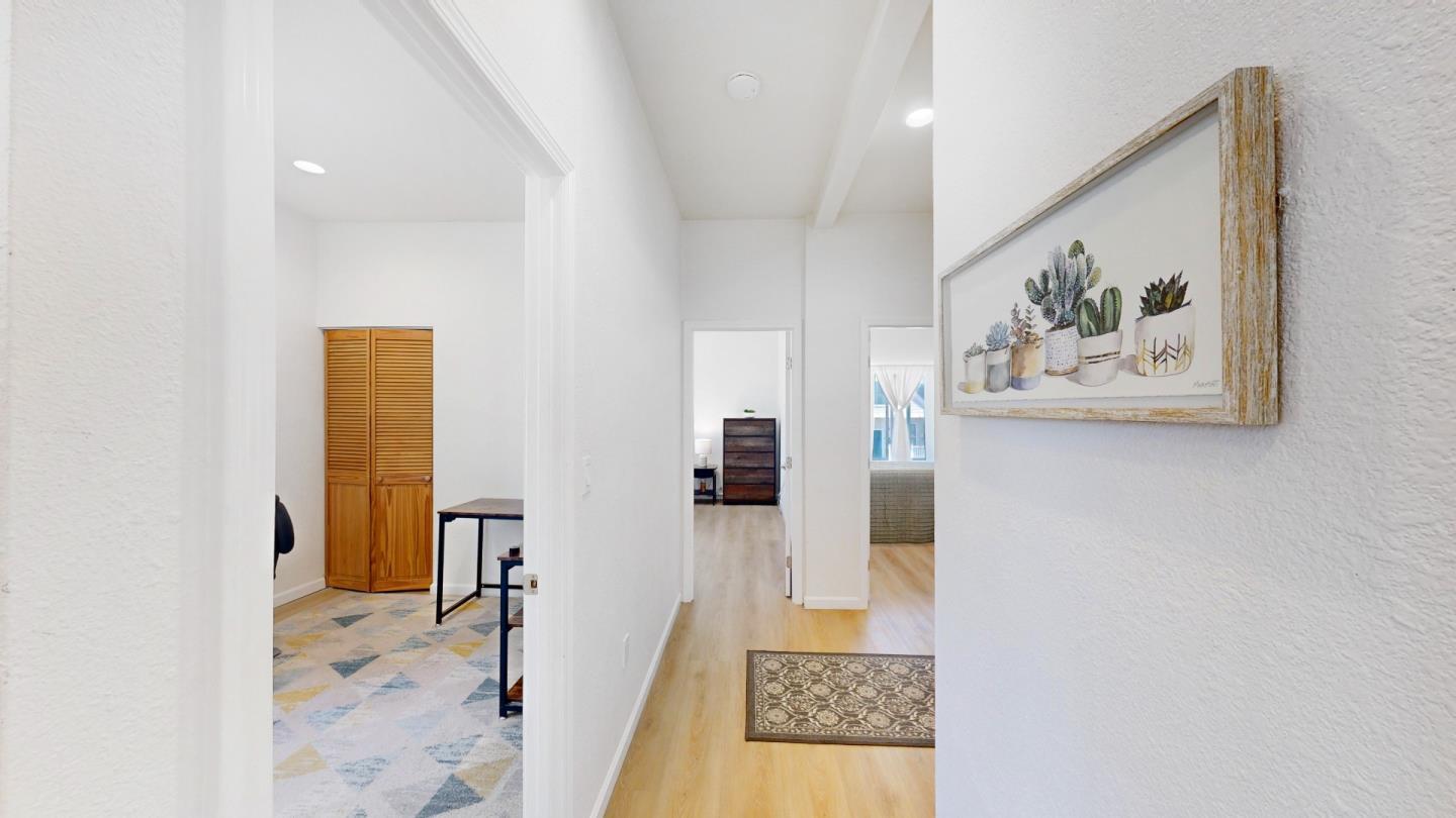 Detail Gallery Image 16 of 19 For 99 Holloway Ave, San Francisco,  CA 94112 - 6 Beds | 2 Baths