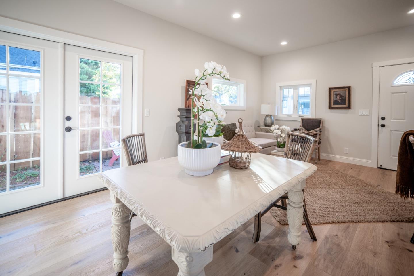 Detail Gallery Image 13 of 45 For 311 Lobos Ave, Pacific Grove,  CA 93950 - 2 Beds | 2 Baths