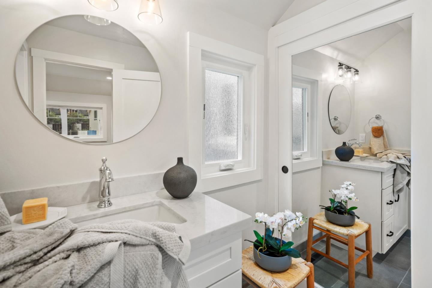 Detail Gallery Image 23 of 45 For 311 Lobos Ave, Pacific Grove,  CA 93950 - 2 Beds | 2 Baths