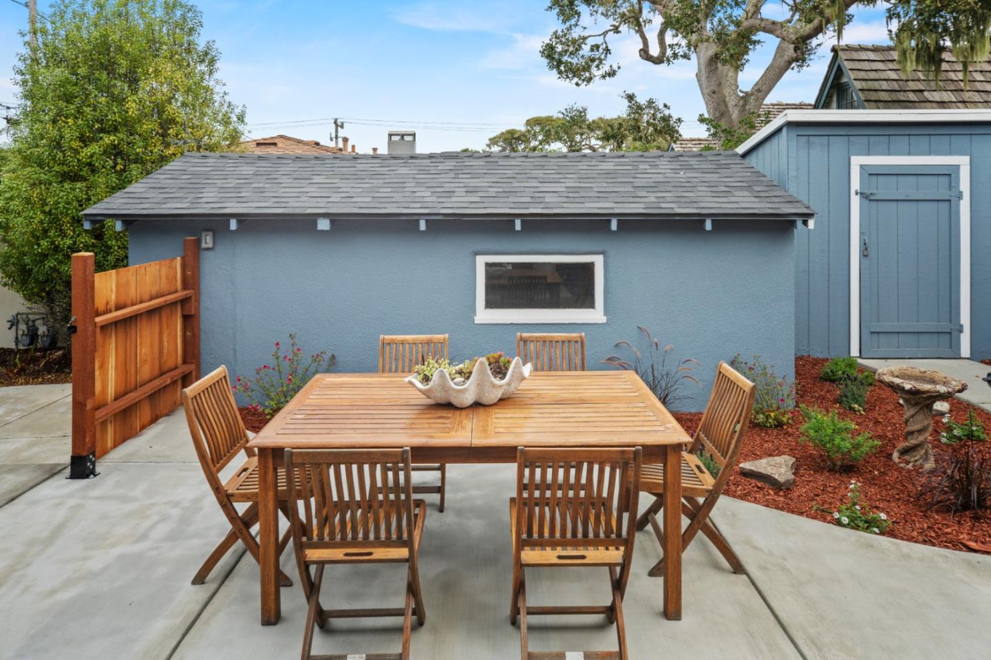 Detail Gallery Image 38 of 45 For 311 Lobos Ave, Pacific Grove,  CA 93950 - 2 Beds | 2 Baths