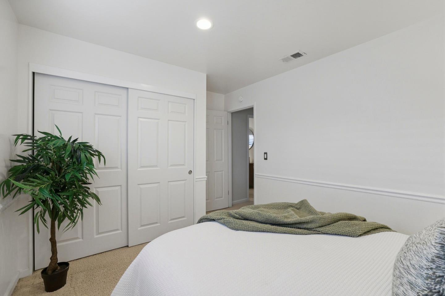 Detail Gallery Image 23 of 32 For 1580 Silvercrest Dr, San Jose,  CA 95118 - 4 Beds | 2 Baths