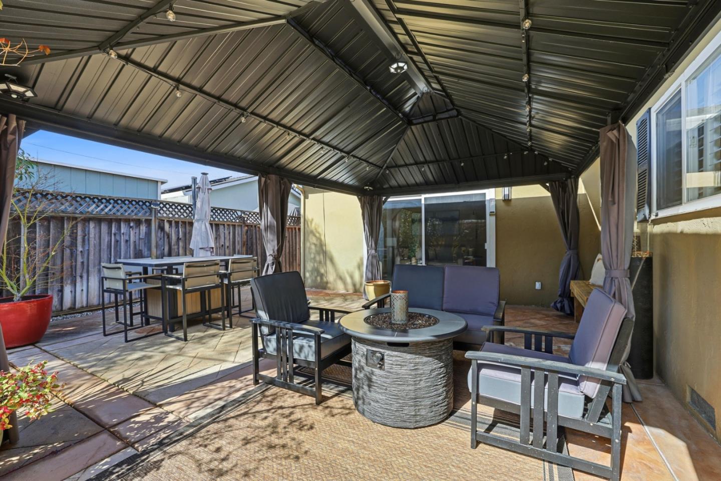 Detail Gallery Image 29 of 32 For 1580 Silvercrest Dr, San Jose,  CA 95118 - 4 Beds | 2 Baths