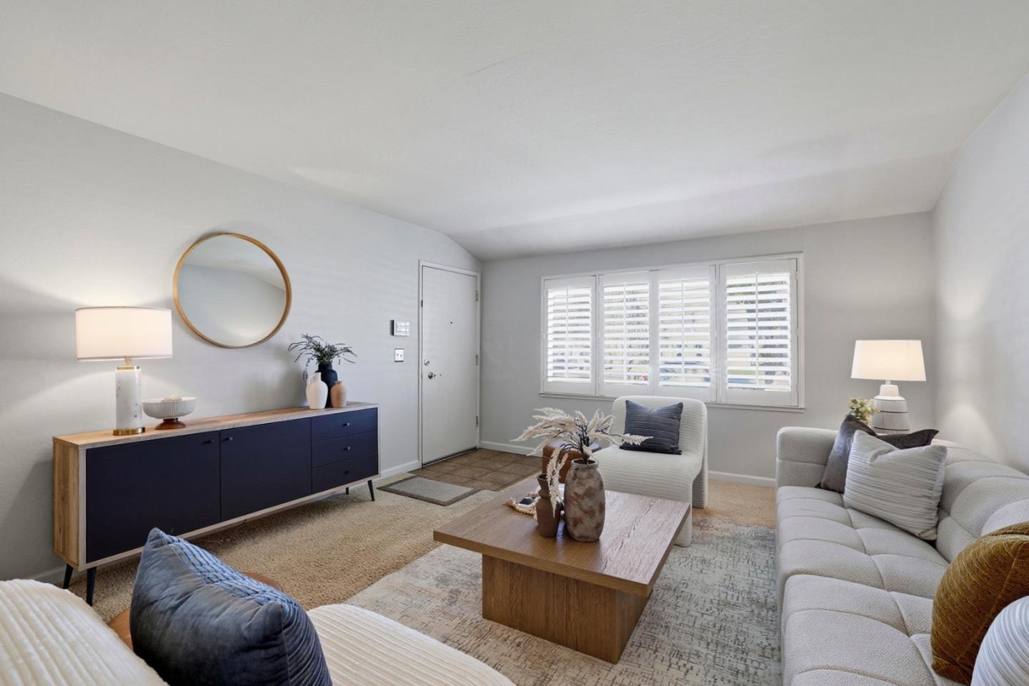 Detail Gallery Image 5 of 32 For 1580 Silvercrest Dr, San Jose,  CA 95118 - 4 Beds | 2 Baths