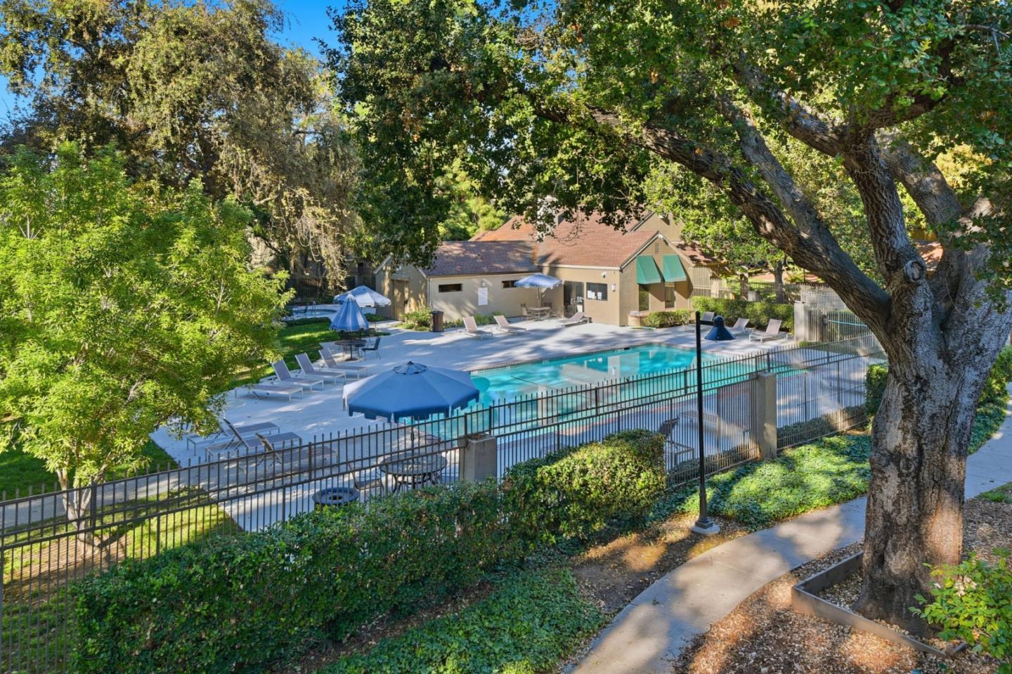 Detail Gallery Image 37 of 38 For 5696 Makati Cir #G,  San Jose,  CA 95123 - 2 Beds | 2 Baths