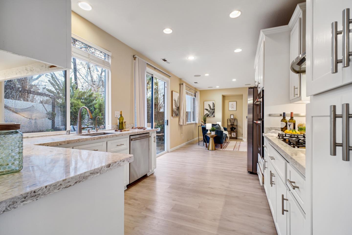 Detail Gallery Image 13 of 35 For 5948 Sage Dr, San Jose,  CA 95123 - 4 Beds | 3 Baths