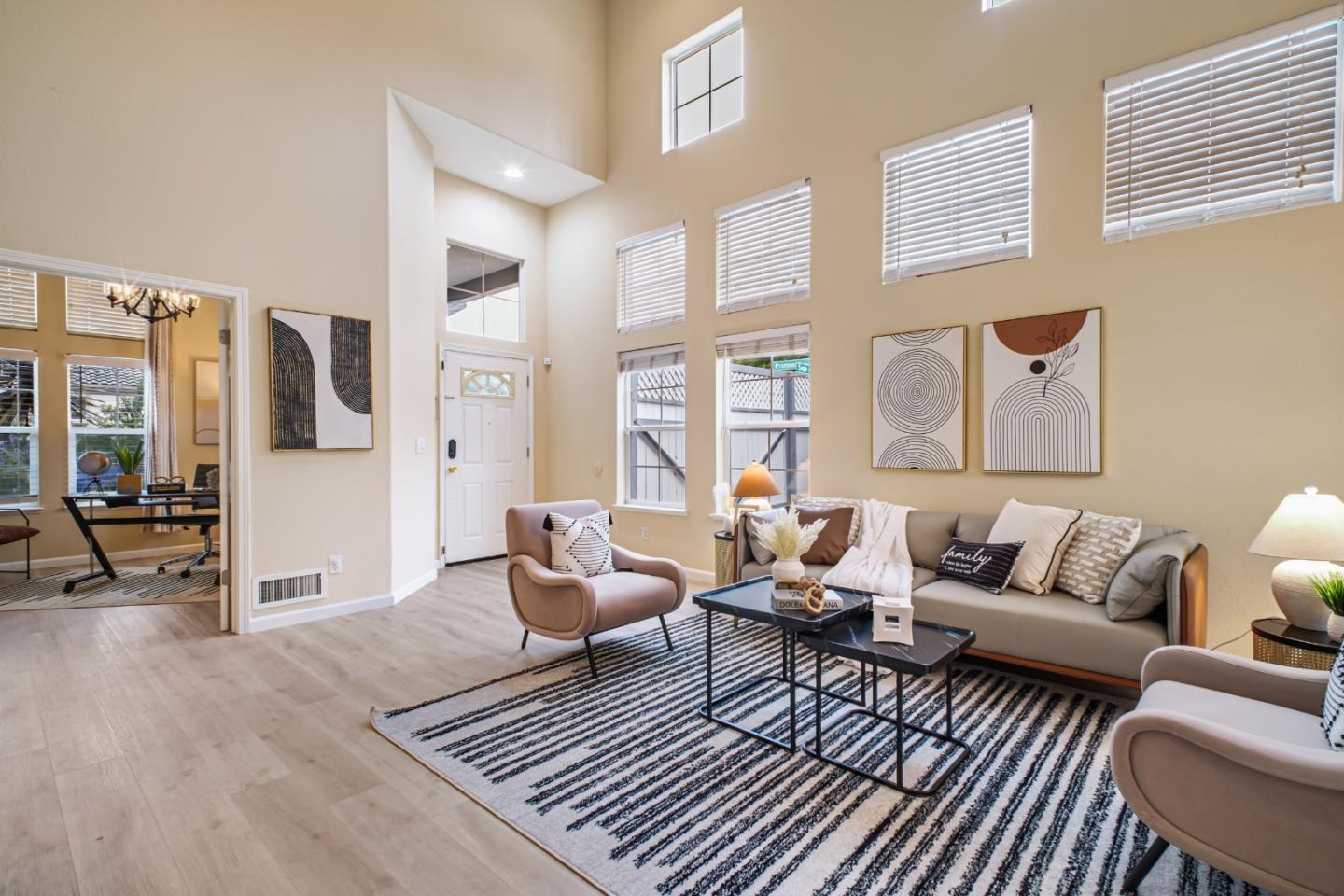 Detail Gallery Image 2 of 35 For 5948 Sage Dr, San Jose,  CA 95123 - 4 Beds | 3 Baths