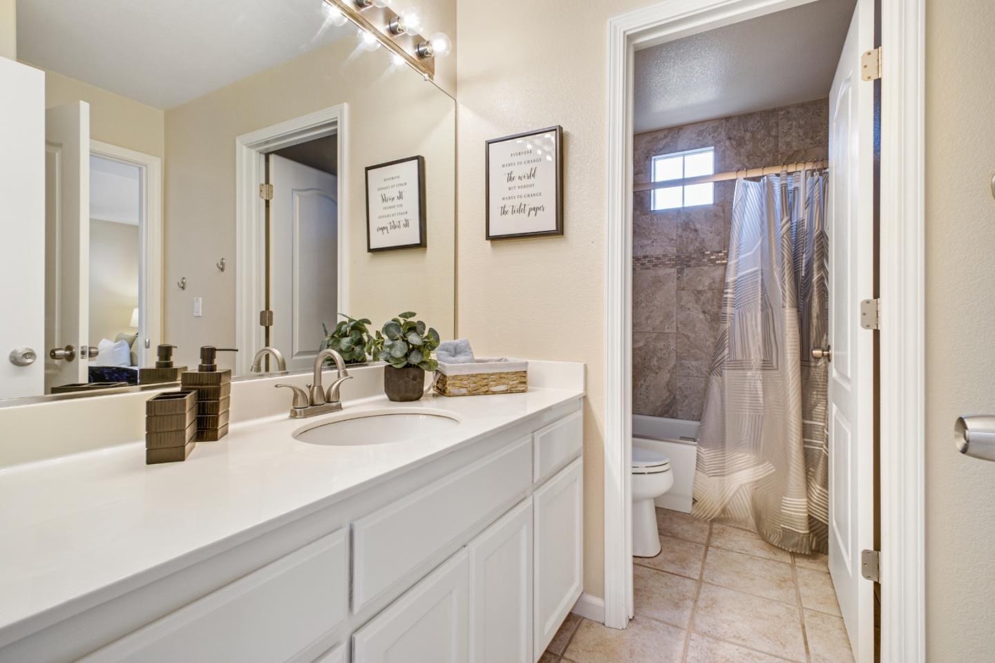 Detail Gallery Image 23 of 35 For 5948 Sage Dr, San Jose,  CA 95123 - 4 Beds | 3 Baths