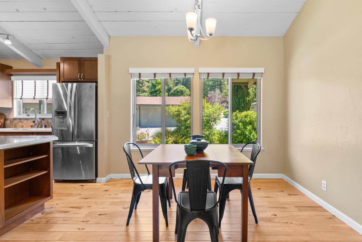 Detail Gallery Image 10 of 38 For 238 E Hilton Dr, Boulder Creek,  CA 95006 - 3 Beds | 2 Baths