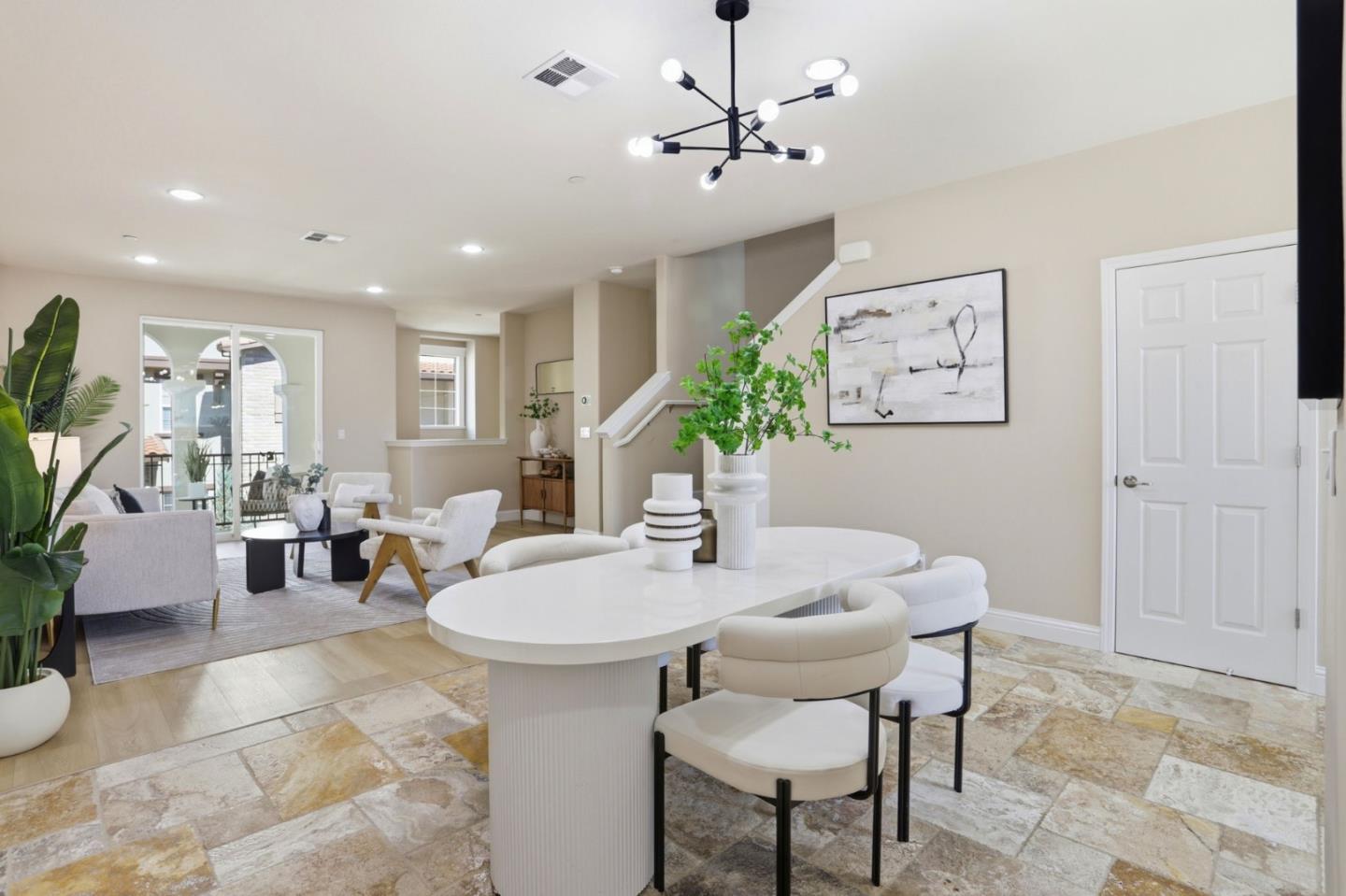 Detail Gallery Image 8 of 36 For 34170 via Torino, Fremont,  CA 94555 - 4 Beds | 3/1 Baths