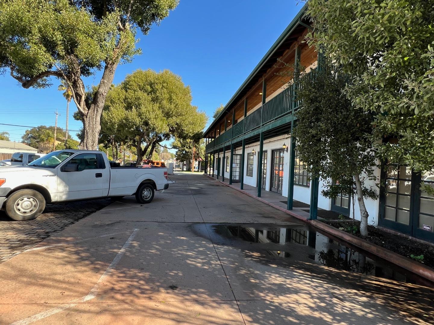 Detail Gallery Image 2 of 9 For 53 Muckelemi St #2,  San Juan Bautista,  CA 95045 - 1 Beds | 1 Baths