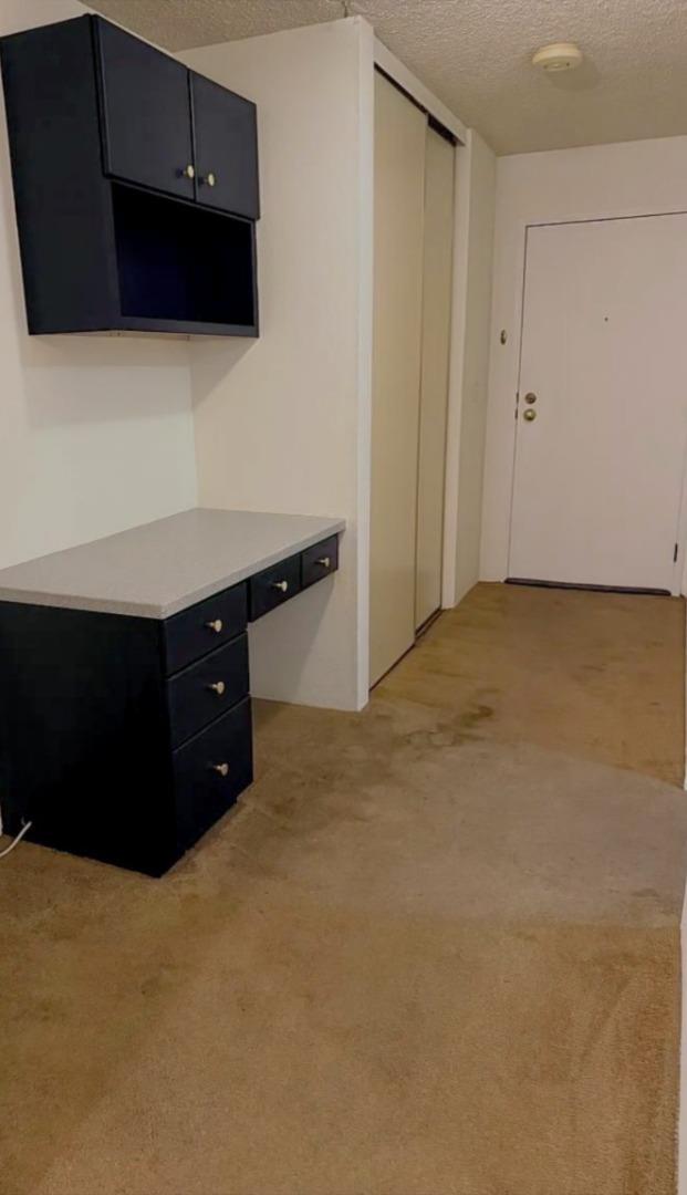 Detail Gallery Image 5 of 39 For 288 Whitmore St #327,  Oakland,  CA 94611 - 1 Beds | 1 Baths