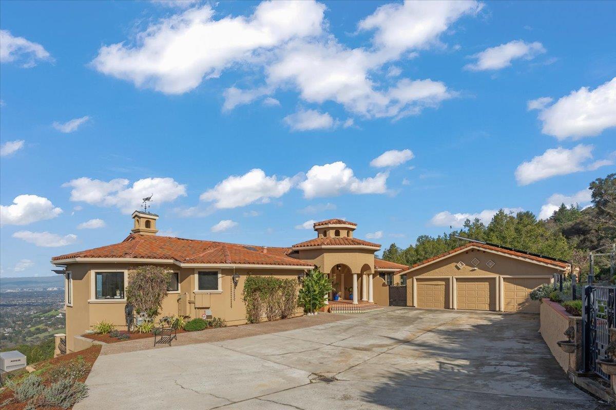 Detail Gallery Image 2 of 66 For 16251 Maya Way, Los Gatos,  CA 95030 - 4 Beds | 2/1 Baths