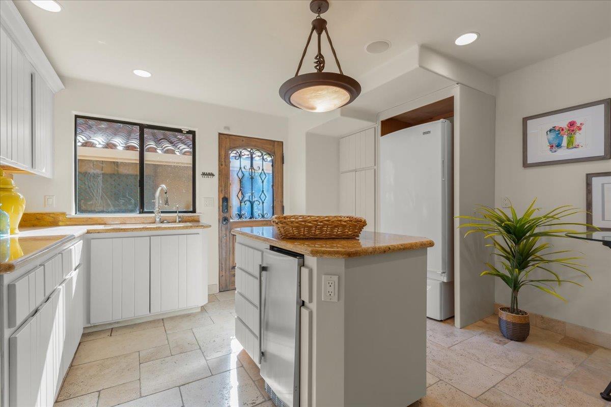 Detail Gallery Image 32 of 66 For 16251 Maya Way, Los Gatos,  CA 95030 - 4 Beds | 2/1 Baths