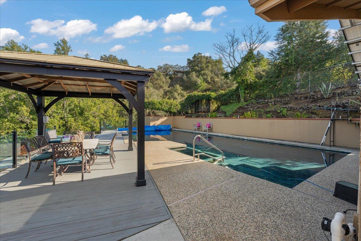 Detail Gallery Image 54 of 66 For 16251 Maya Way, Los Gatos,  CA 95030 - 4 Beds | 2/1 Baths