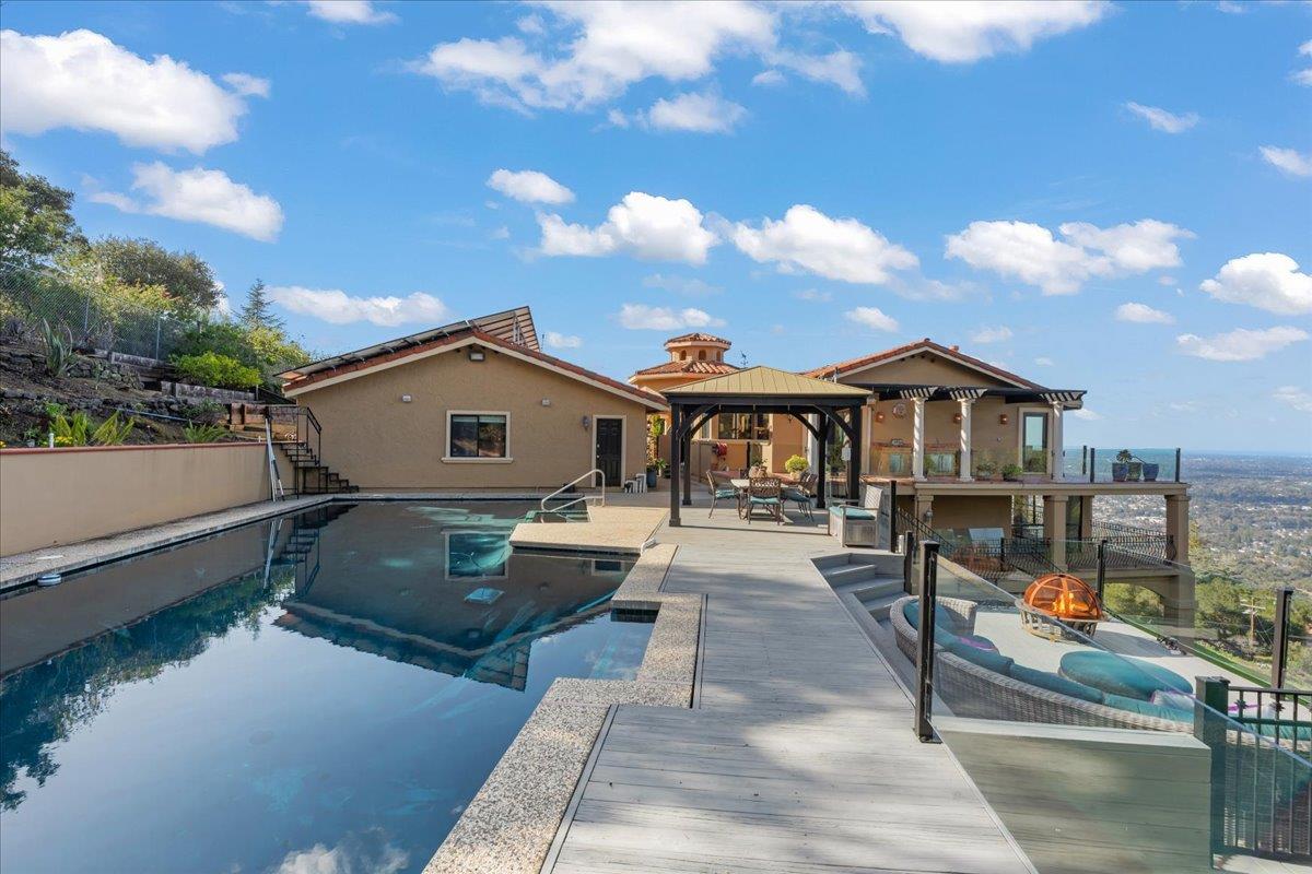 Detail Gallery Image 55 of 66 For 16251 Maya Way, Los Gatos,  CA 95030 - 4 Beds | 2/1 Baths