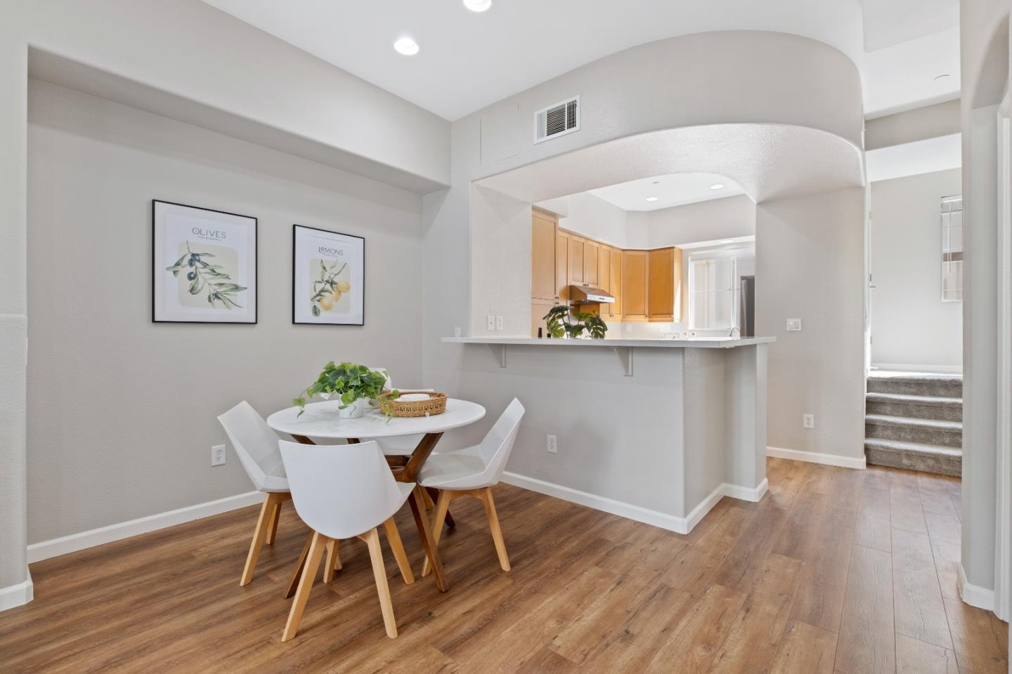 Detail Gallery Image 12 of 45 For 52 Wind Song, Milpitas,  CA 95035 - 3 Beds | 2/1 Baths