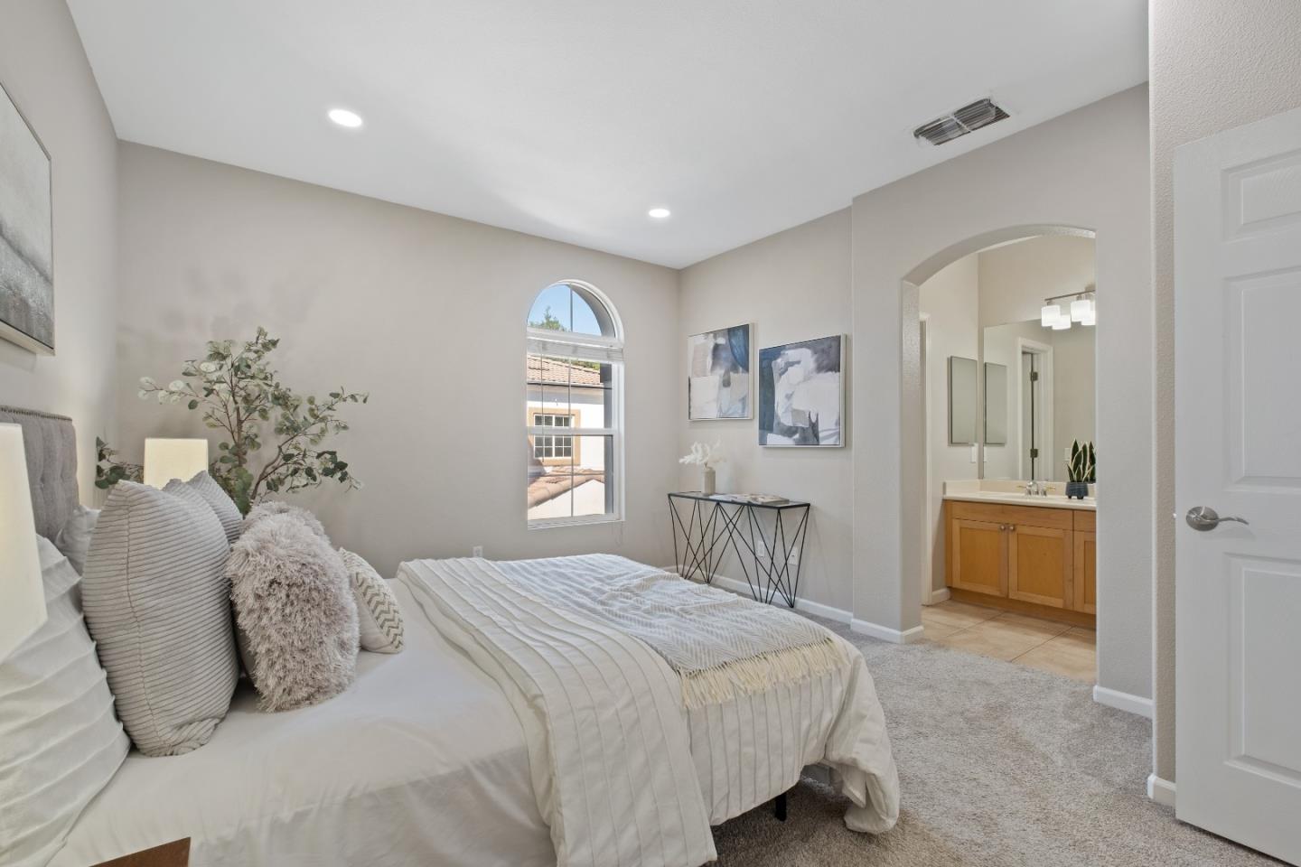 Detail Gallery Image 23 of 45 For 52 Wind Song, Milpitas,  CA 95035 - 3 Beds | 2/1 Baths