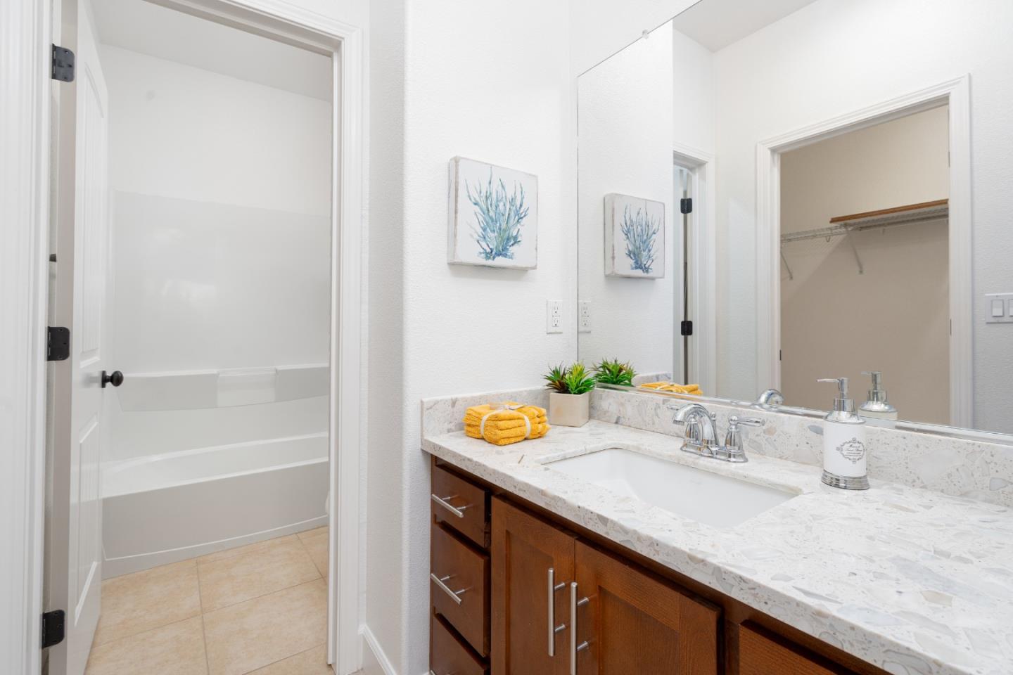 Detail Gallery Image 12 of 34 For 1864 Lee Way, Milpitas,  CA 95035 - 3 Beds | 3 Baths