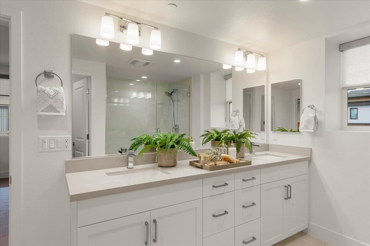 Detail Gallery Image 12 of 26 For 16447 Mcmillan Ct, Los Gatos,  CA 95032 - 3 Beds | 3/1 Baths