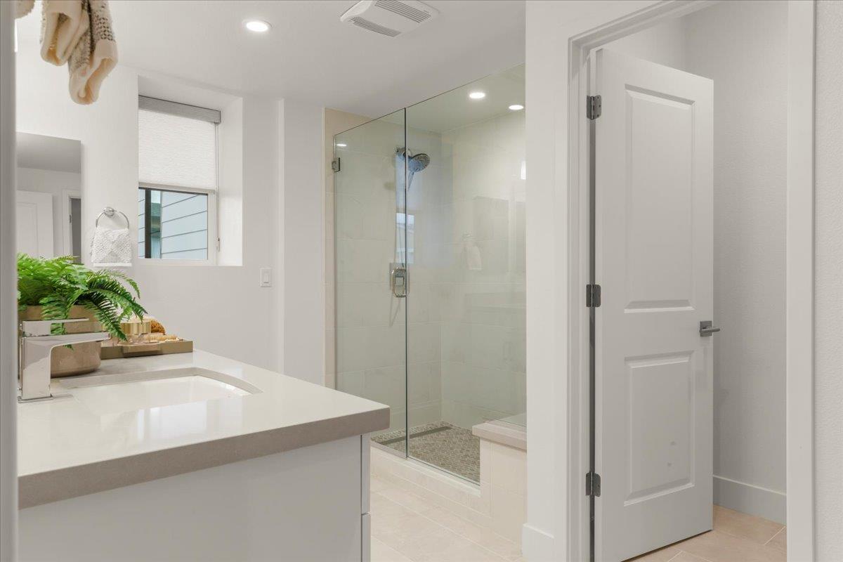 Detail Gallery Image 13 of 26 For 16447 Mcmillan Ct, Los Gatos,  CA 95032 - 3 Beds | 3/1 Baths