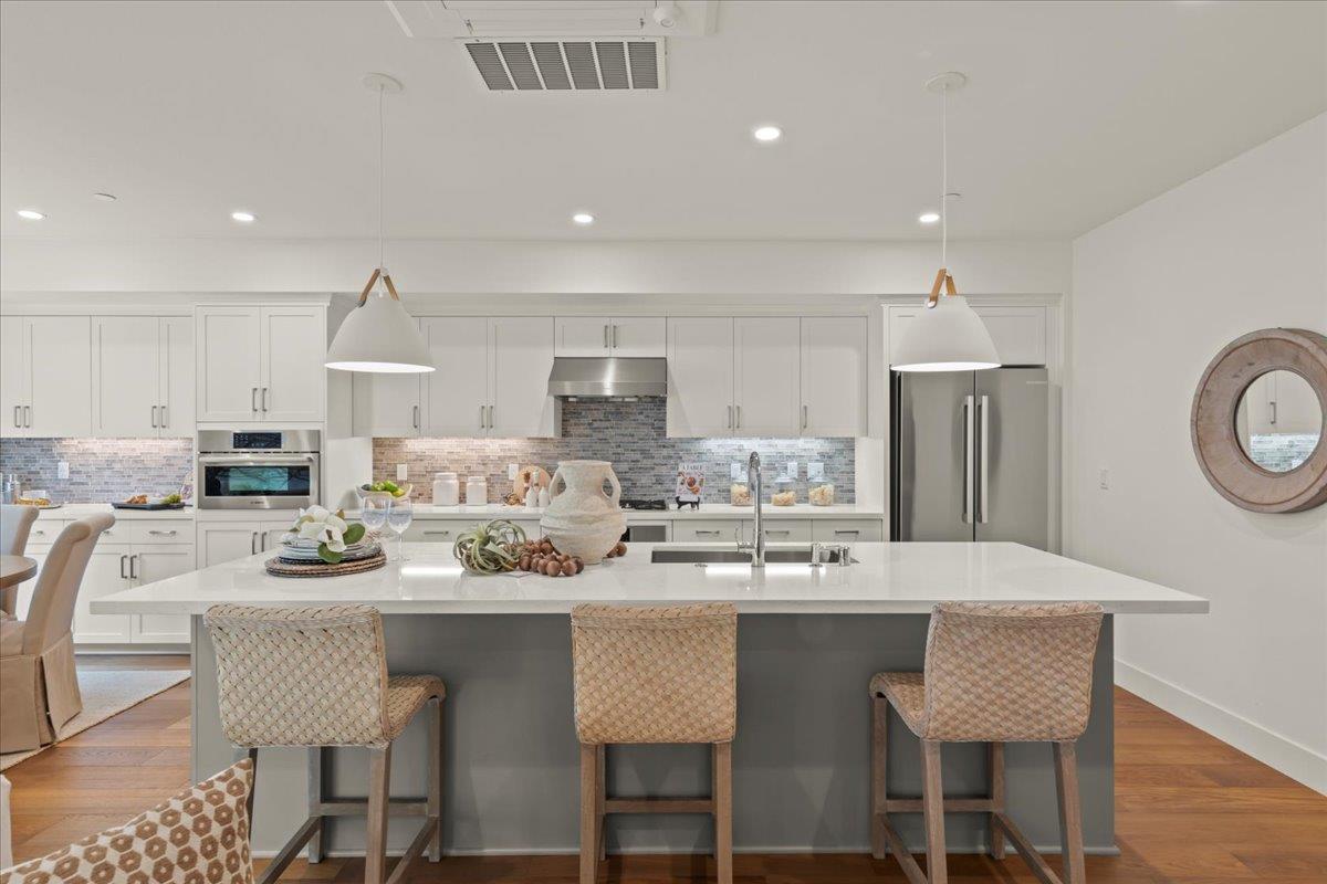 Detail Gallery Image 5 of 26 For 16447 Mcmillan Ct, Los Gatos,  CA 95032 - 3 Beds | 3/1 Baths